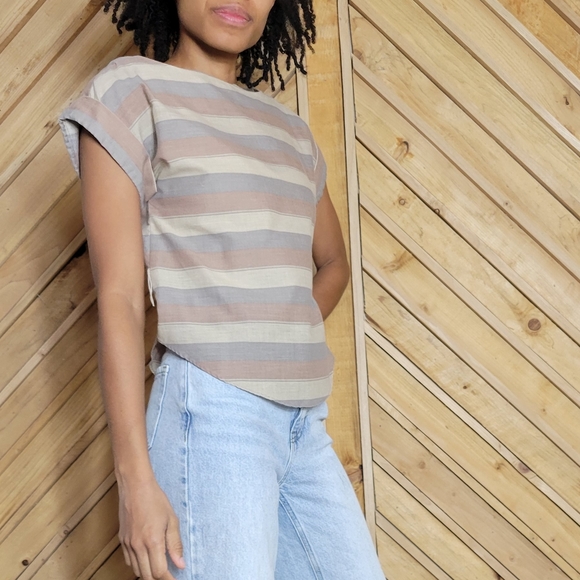 Vintage Boxy Cut Vertical Stripe Top with Cuff Sleeves - Picture 7 of 15